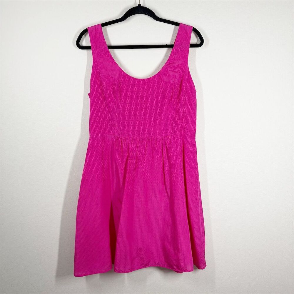 Vineyard Vines Dobby Pink Fit & Flare Dress Size 10 Hot Pink Silk Knee Length